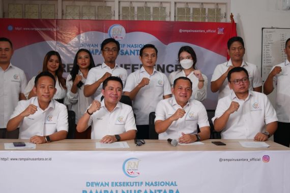RN Menilai Prabowo Subianto dan Ganjar Pranowo Bersih dari Politik Identitas - JPNN.COM