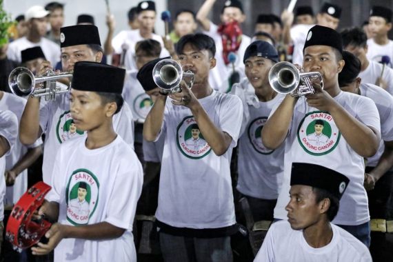 Santri Dukung Ganjar Jatim Gelar Pesta Rakyat di Kabupaten Sumenep - JPNN.COM