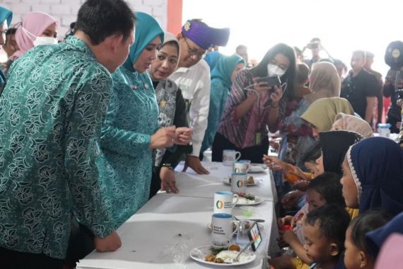 Tekan Stunting, TP PKK Pusat dan Bapanas Kerja Sama Bangun Rumah Pangan B2SA di Binjai - JPNN.COM