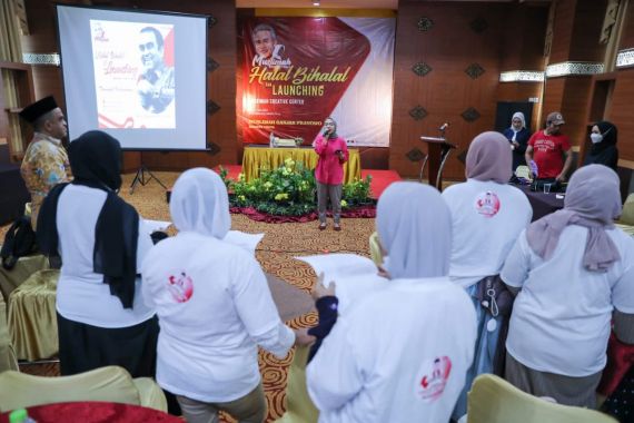 Muslimah Ganjar Pranowo Siap Berdayakan Perempuan Jaktim di Pusat Kreativitas - JPNN.COM