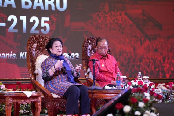Megawati Minta Haluan 100 Tahun Era Bali Tetap Utamakan Lahan Subur - JPNN.COM