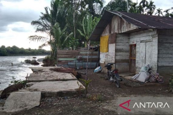 Banjir Merendam Puluhan Rumah Warga di Pedalaman Aceh Barat - JPNN.COM