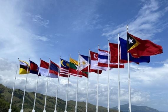 Indonesia Undang Pejabat Myanmar ke KTT ASEAN di Labuan Bajo - JPNN.COM