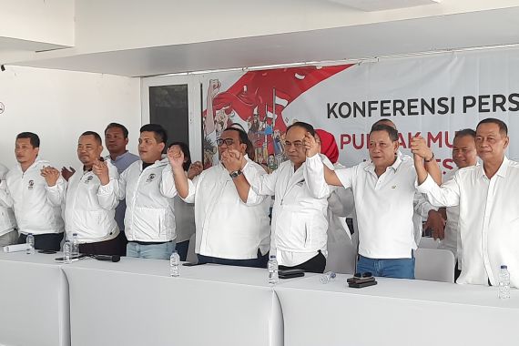 Musra Relawan Disebut Cara Jokowi Memberi Dukungan kepada Prabowo-Airlangga - JPNN.COM