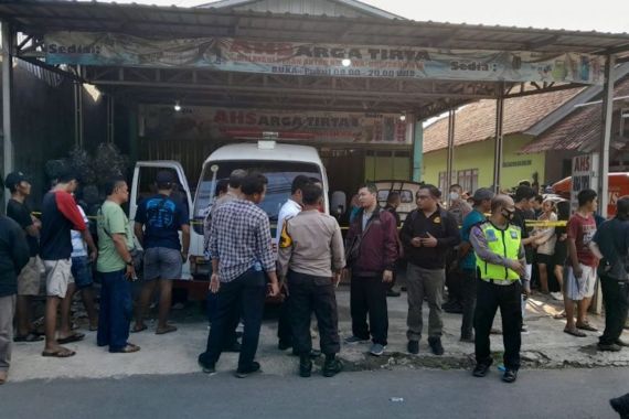 Mayat Pria Dicor Beton di Semarang Diduga Korban Pembunuhan, Polisi Bergerak - JPNN.COM