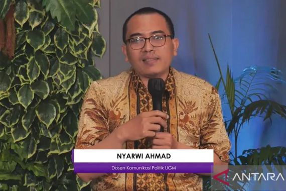 Luhut dan Surya Paloh Bertemu 4 Mata, Bang Nyarwi Ahmad Menganalisis Begini - JPNN.COM