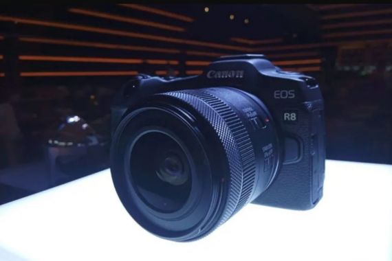 Canon EOS R8, Bawa Sensor Besar dengan Bodi Ringan, Harganya Rp 35,7 Juta - JPNN.COM