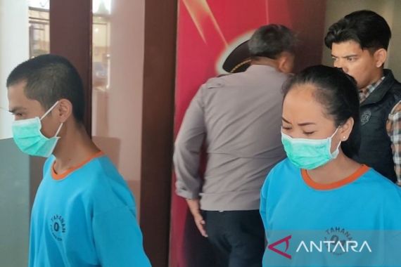 Edarkan Barang Terlarang di Cianjur, Pasutri Ini Terancam Hukuman 12 Tahun Penjara - JPNN.COM