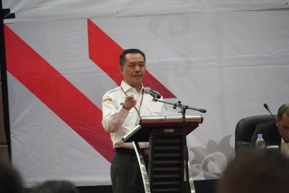 Kepala BSKDN Mendorong Pemda Tingkatkan PAD agar Kesejahteraan Masyarakat Terus Membaik - JPNN.COM