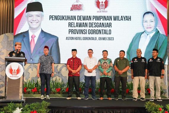 Sukarelawan Desa di Gorontalo Resmi Dikukuhkan, Siap Menangkan Ganjar di 2024 - JPNN.COM