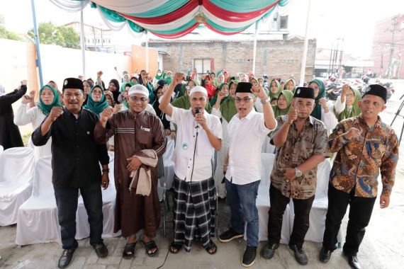 Menjelang Iduladha, Tuan Guru Sahabat Ganjar Sumut Menggelar Pelatihan Menyembelih Hewan Kurban - JPNN.COM