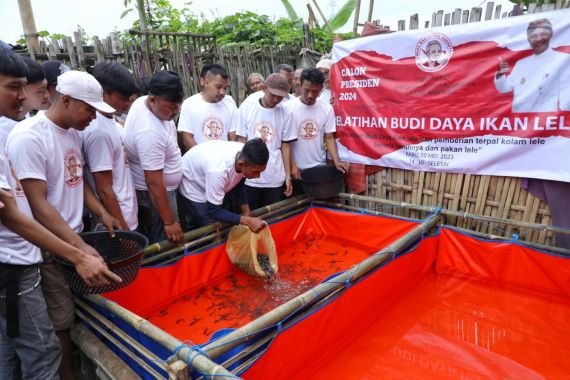 PMN Dukung Ganjar Gelar Pelatihan Budi Daya Lele di Kabupaten Bandung - JPNN.COM