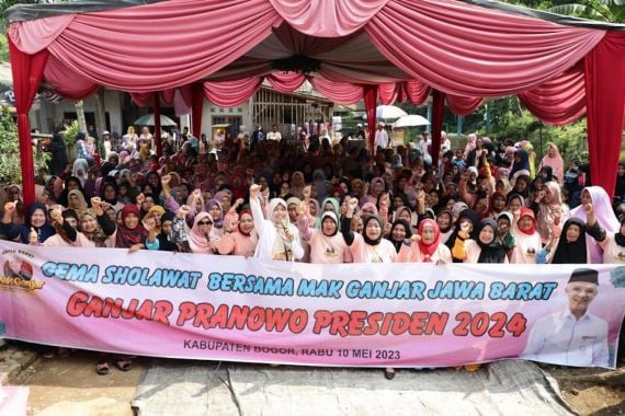 Gelar Silaturahmi & Gema Selawat, Mak Ganjar Perkuat Persaudaraan Antarrelawan di Bogor - JPNN.COM