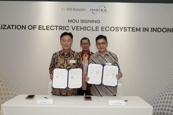 KB Bukopin dan Indika Energy Dorong Pengembangan Kendaraan Listrik di Indonesia - JPNN.COM