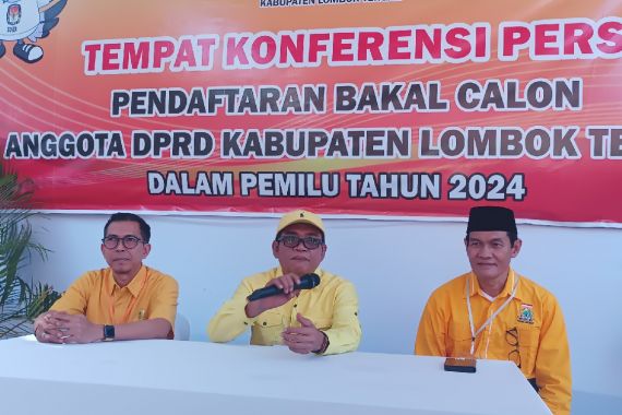Golkar Lombok Tengah Ajak Partai Baru Hadapi Pemilu 2024 dengan Riang Gembira - JPNN.COM