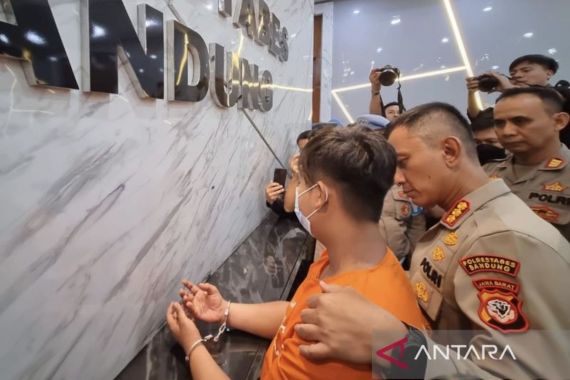 Pedagang Pasar yang Viral Acungkan Pisau Sudah Ditangkap, Tuh Orangnya - JPNN.COM