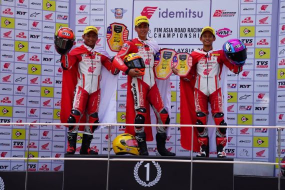 Pembalap Indonesia Sikat Habis Podium Race 1 AP250 ARRC Malaysia - JPNN.COM