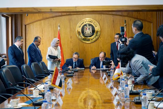 Teken MoU Pembentukan JTC RI-Mesir, Mendag Zulhas: Solusi Atasi Hambatan Perdagangan - JPNN.COM