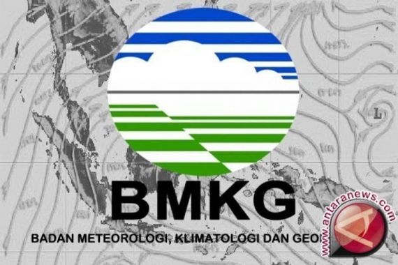 Peringatan Dini BMKG, Waspada Potensi Cuaca Ekstrem hingga 18 Mei - JPNN.COM