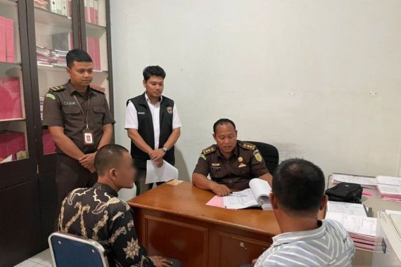 Guru Cabul 21 Siswi di Aceh Ini Tinggal Menunggu Waktu, Hakim akan Memutuskan - JPNN.COM