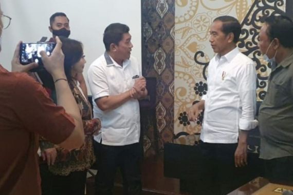 Jokowi Tak Boleh Dukung Capres, Solidaritas Merah Putih: Pernyataan Sesat - JPNN.COM
