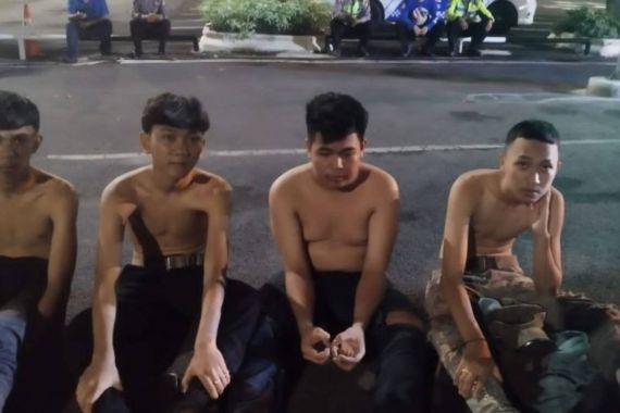 Sontoloyo, 16 Orang Gangster Ini Kerap Bikin Onar, Meresahkan Warga - JPNN.COM