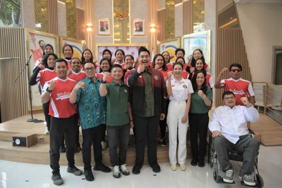 Soal Beda Perlakuan di Kirab Juara SEA Games 2023, Stafsus Menpora Ardima Buka Suara - JPNN.COM