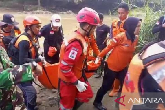 Satu Bocah Tenggelam di Sungai Cimandiri Ditemukan Tewas - JPNN.COM