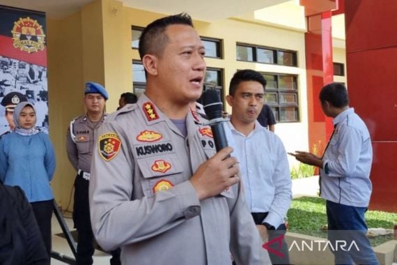 Oknum Guru Ngaji di Bandung Cabuli 12 Anak - JPNN.COM