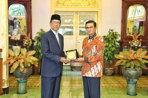 Bertemu Sri Sultan HB X, Fadel Bawa Pesan Penting Ngarso Dalem untuk Pimpinan MPR - JPNN.COM