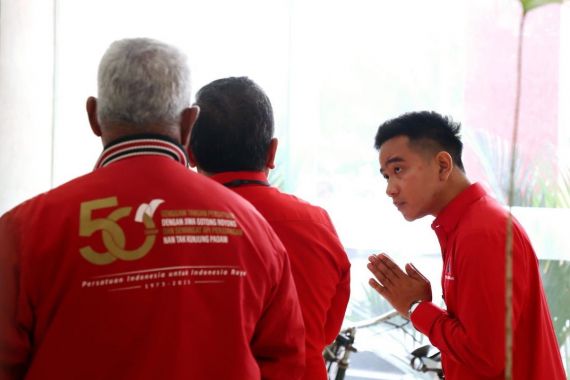 PDIP Anggap Gibran Anak Ingusan, PSI Geram: Sangat Tidak Etis! - JPNN.COM