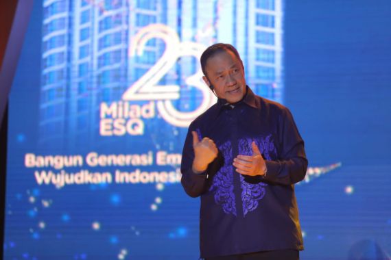 ESQ Konsisten Membangun Karakter Generasi Muda Menuju Indonesia Emas 2045 - JPNN.COM