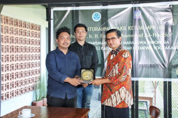 Fadel Muhammad: Mahasiswa Harus Punya Siklus Keberhasilan - JPNN.COM