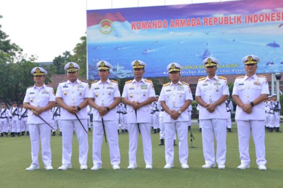Laksda TNI Rachmad Jayadi Resmi Jadi Pangkoarmada III, Selamat - JPNN.COM