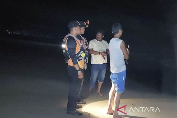 Dua Anak yang Hilang Di Pantai Seunagan Masih Belum Ditemukan - JPNN.COM