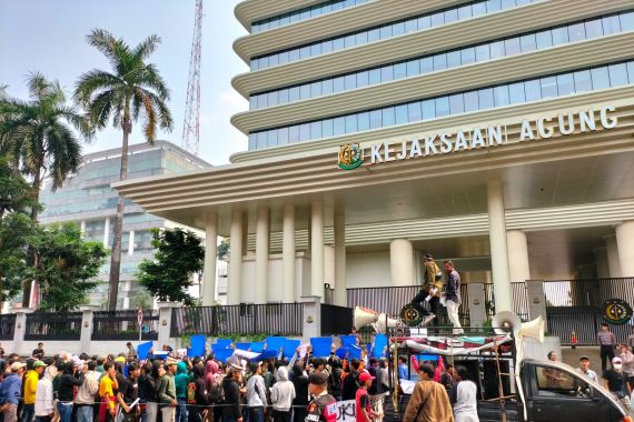 Forum Mahasiswa Anti-Korupsi Minta Kejagung Bongkar Semua Kasus Korupsi di Lingkungan Istana - JPNN.COM