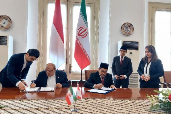 Iran Resmi Jalin Kerja Sama Jaminan Produk Halal dengan Indonesia - JPNN.COM