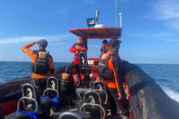 Basarnas Cari Kapal yang Mengalami Kerusakan Mesin di Perairan Bulukumba - JPNN.COM