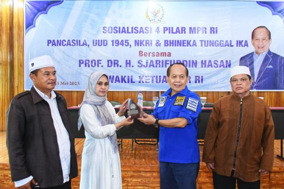 Syarief Hasan: Empat Pilar MPR Perekat Kesatuan Bangsa Indonesia - JPNN.COM