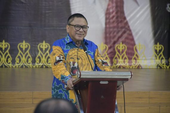 Silaturahmi MABM Kalbar, OSO: Urusan Kita Sekarang Memajukan Pendidikan - JPNN.COM