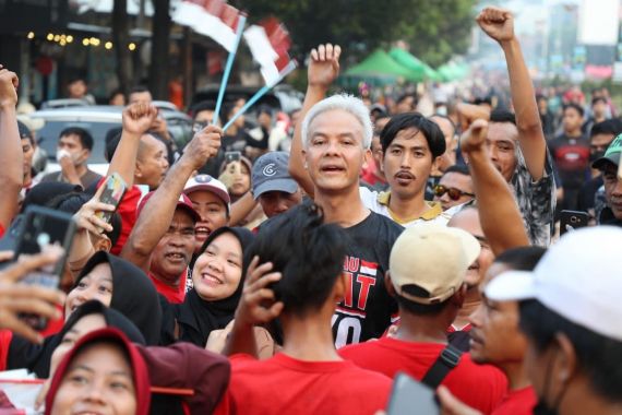Survei SMRC Catat Elektabilitas Ganjar Pranowo Mencapai 35,9 Persen - JPNN.COM