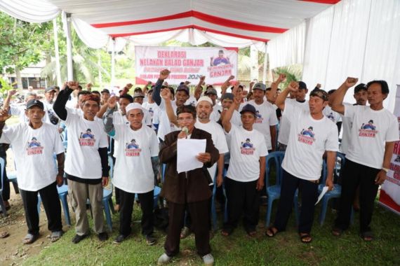 Ratusan Nelayan Pangandaran Deklarasi Dukung Ganjar Presiden 2024 - JPNN.COM