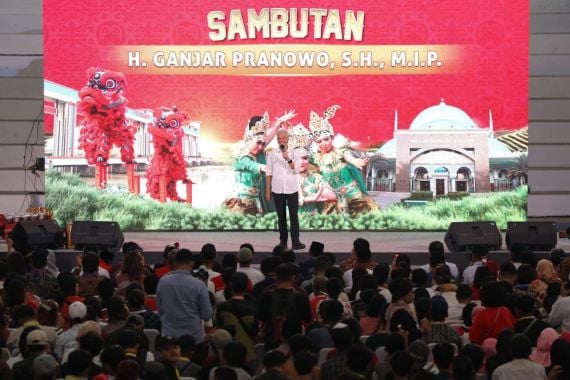 Bersilaturahmi dengan Tokoh Agama dan Seniman Tangerang, Ganjar: Rawat Kebinekaan dengan Kebudayaan - JPNN.COM