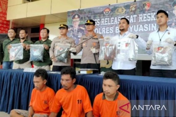 3 Tersangka Kasus Pembunuhan Bos Sawit di Banyuasin Terancam Hukuman Mati - JPNN.COM