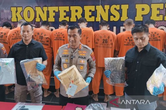 SY Beli Ganja Hampir 1 Kg Secara Daring, Lalu Diedarkan di Cirebon - JPNN.COM