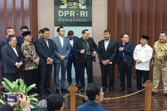 8 Fraksi Soroti Kisruh MK, Habiburokhman Singgung Kewenangan DPR - JPNN.COM