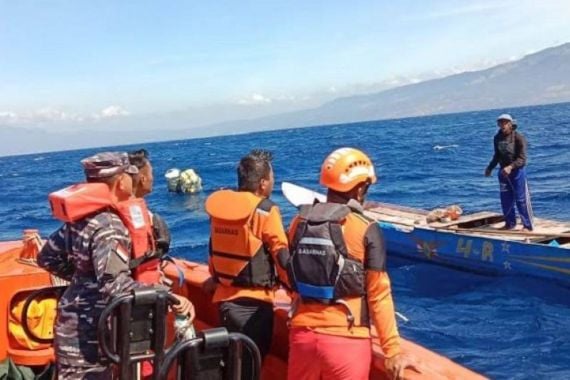 Kecelakaan Kapal di Perairan Wuring Maumere, Seorang Nelayan Hilang - JPNN.COM