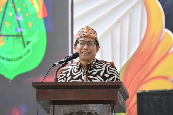Mendes PDTT Gus Halim Sebut Pondok Pesantren Bagian Penting Pilar Pembangunan Desa - JPNN.COM
