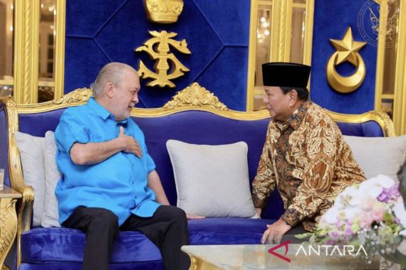 Prabowo dan Sultan Johor Bertemu di Istana Bukit Serene, Ini yang Dibahas - JPNN.COM