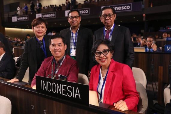 Indonesia Mendukung Penuh dan Aktif Terlibat Pembentukan Plastic Treaty - JPNN.COM